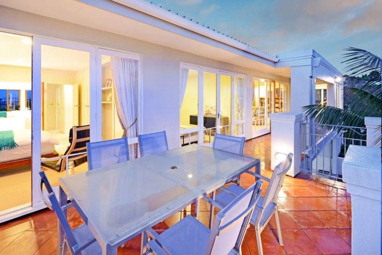 Photo of property in 2/13 Castor Bay Road, Castor Bay, Auckland, 0620