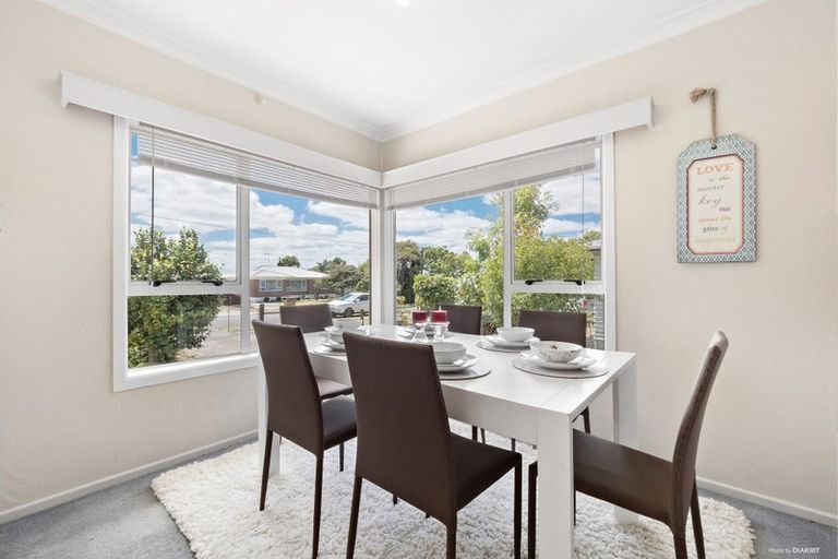 Photo of property in 10 Phillip Street, Pukekohe, 2120