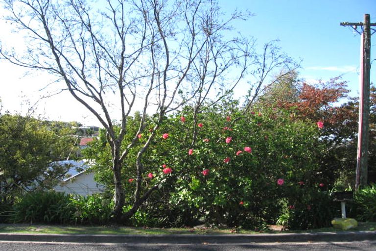 Photo of property in 2/23 Hebron Road, Waiake, Auckland, 0630