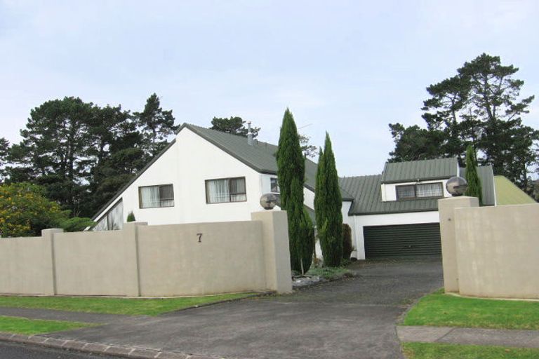 Photo of property in 7 Kingfisher Grove, Greenhithe, Auckland, 0632