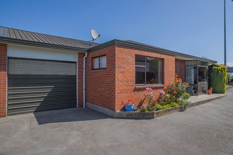 Photo of property in 1/3 Sealy Street, Highfield, Timaru, 7910