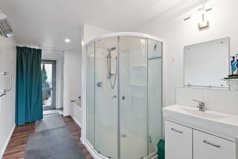 Photo of property in 8 Cross Street, Coalgate, 7673