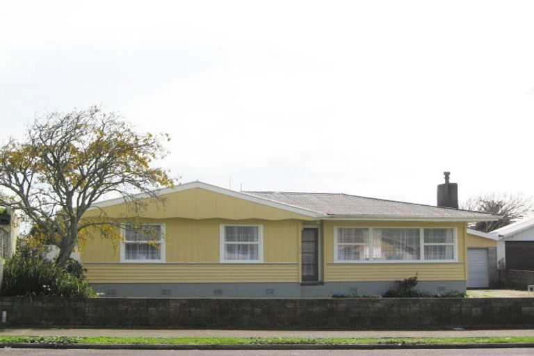 Photo of property in 146 Cracroft Street, Waitara, 4320