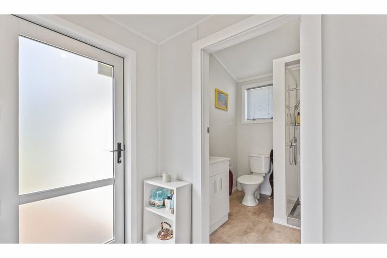 Photo of property in 20 Renata Road, Okiwi Bay, 7193