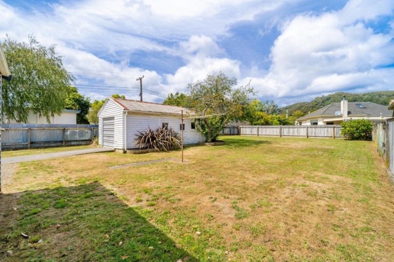 Photo of property in 7 Miro Street, Trentham, Upper Hutt, 5018