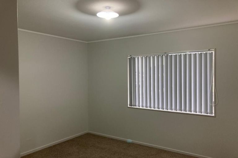 Photo of property in 2/114 Finlayson Avenue, Clendon Park, Auckland, 2103