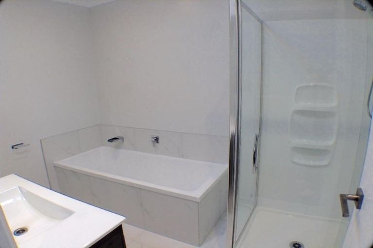 Photo of property in 1 Andrew Jack Road, Silverdale, 0932