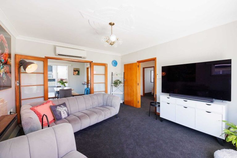 Photo of property in 30 Aberdeen Avenue, Takaro, Palmerston North, 4412