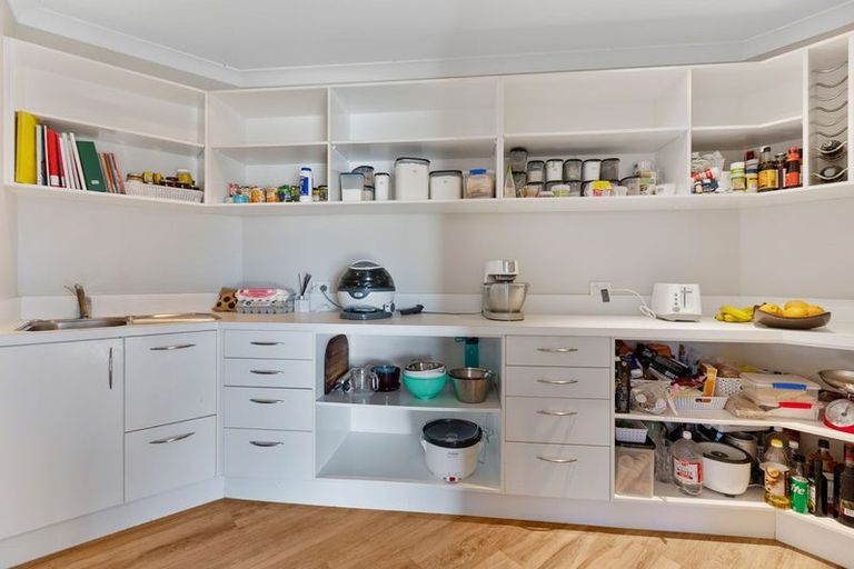 Photo of property in 9a Manukaka Heights, Hurdon, New Plymouth, 4310