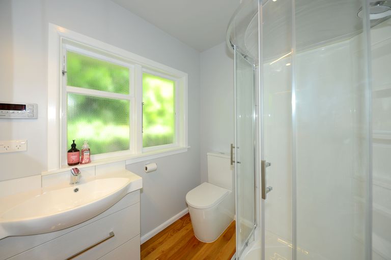 Photo of property in 13 Wallace Street, Bryndwr, Christchurch, 8053