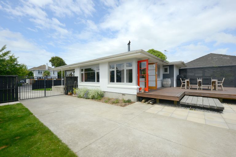 Photo of property in 13 Wallace Street, Bryndwr, Christchurch, 8053