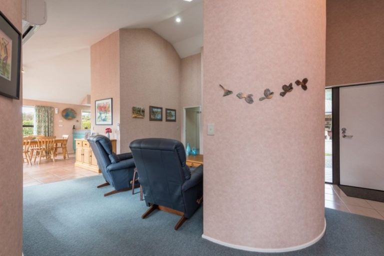 Photo of property in 17 Chelsea Avenue, Richmond, 7020