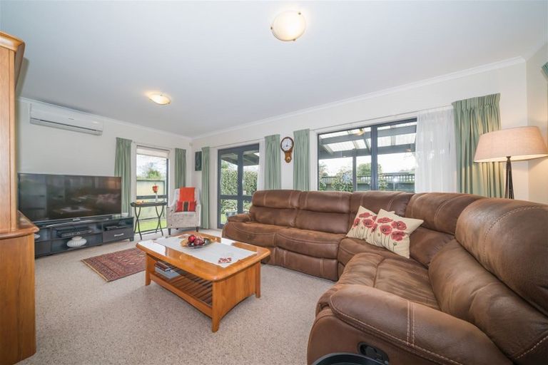 Photo of property in 19 Long Melford Road, Awapuni, Palmerston North, 4412