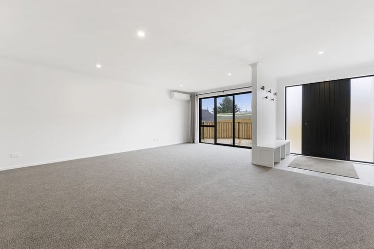 Photo of property in 30c Russell Road, Manurewa, Auckland, 2102