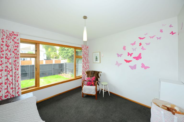 Photo of property in 13 Wallace Street, Bryndwr, Christchurch, 8053
