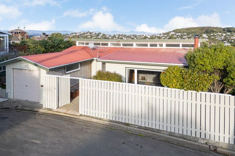 Photo of property in 5 Kau Kau Way, Ngaio, Wellington, 6035