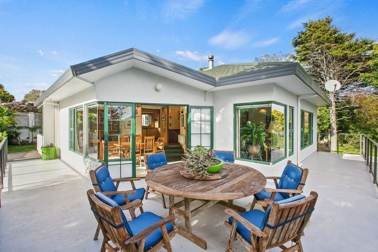 Photo of property in 100a Carrington Street, Lower Vogeltown, New Plymouth, 4310