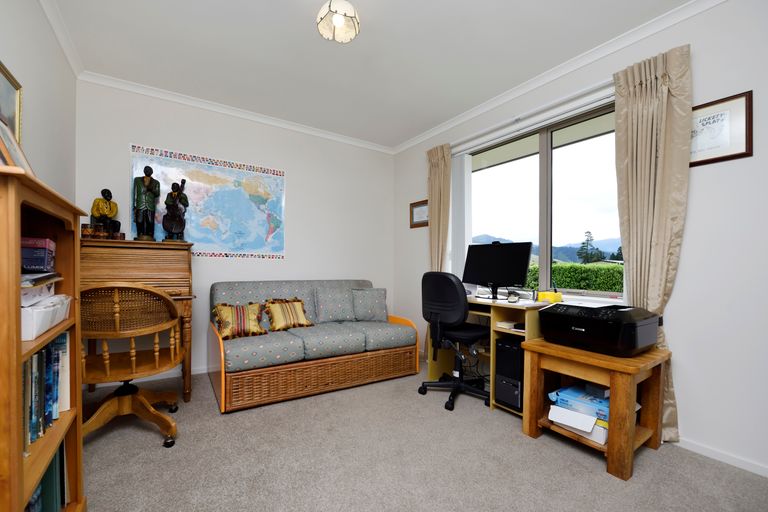 Photo of property in 8 Robertson Mill Place, Rai Valley, 7194