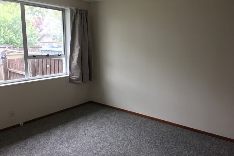 Photo of property in 2/66 Elizabeth Street, Riccarton, Christchurch, 8041