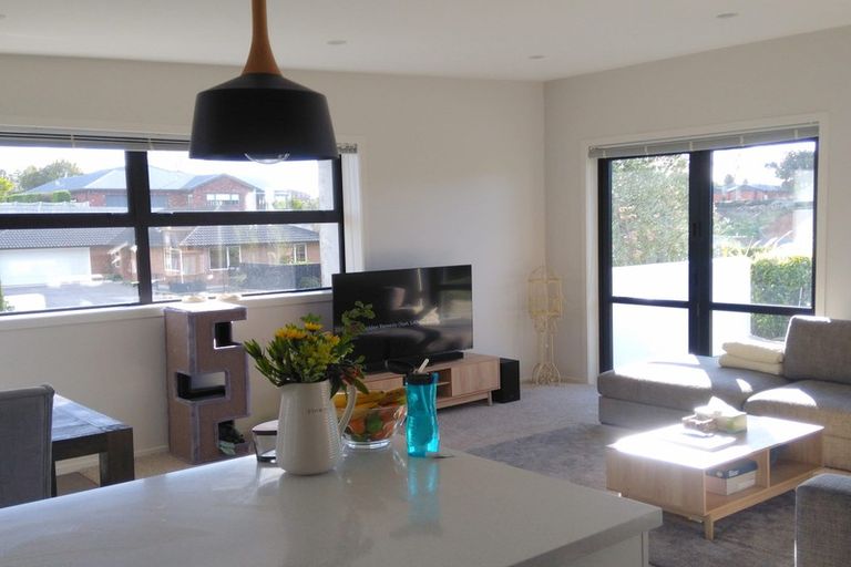 Photo of property in 82 Karamea Street, Whalers Gate, New Plymouth, 4310