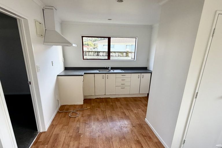 Photo of property in 18 Neems Place, Manurewa, Auckland, 2102