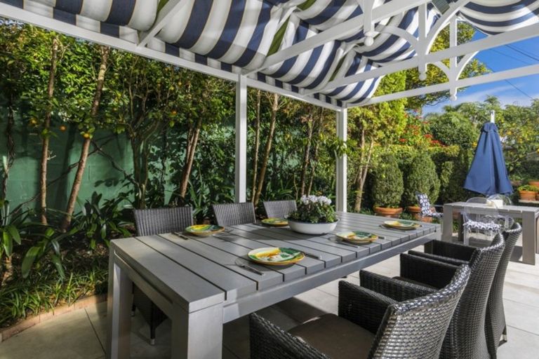 Photo of property in 8 Dodson Avenue, Milford, Auckland, 0620