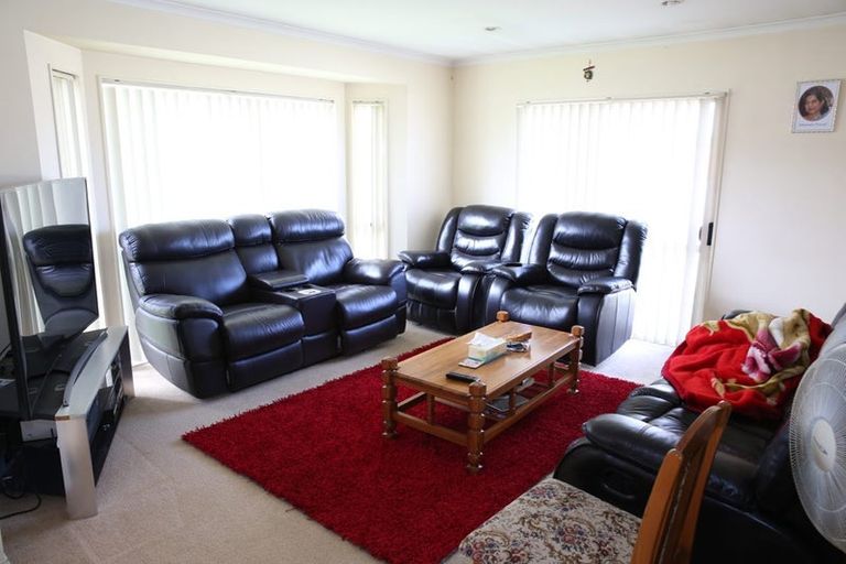 Photo of property in 47 Robin Brooke Drive, Flat Bush, Auckland, 2019