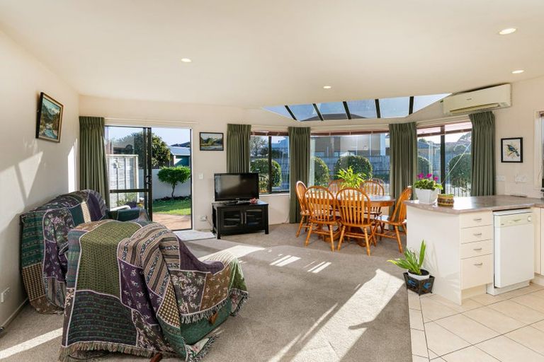 Photo of property in 35/169 Sturges Road, Henderson, Auckland, 0612