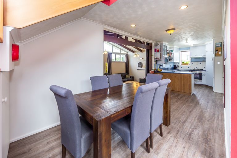 Photo of property in 53 Wingate Street, Redwood, Christchurch, 8051