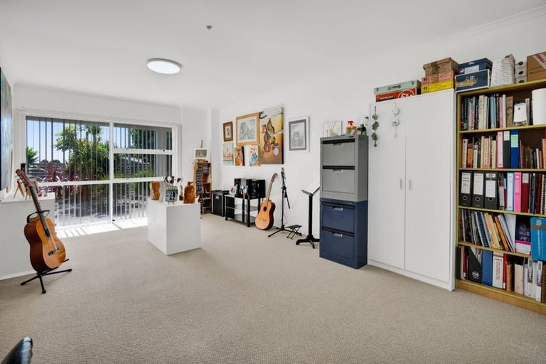 Photo of property in 45 Glamis Avenue, Bell Block, New Plymouth, 4312