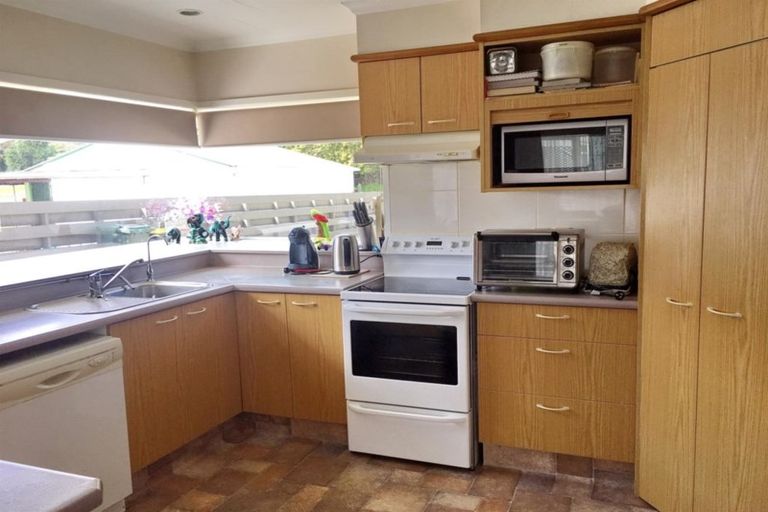 Photo of property in 29 Mills Street, Eltham, 4322