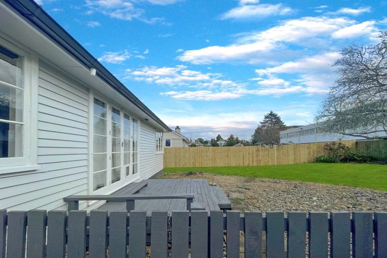 Photo of property in 17 Lorne Street, Melville, Hamilton, 3206