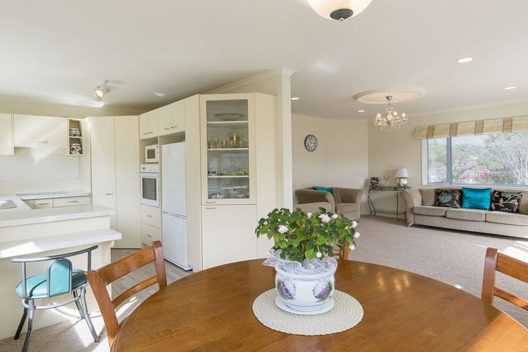 Photo of property in 37 Aaron Place, Brookfield, Tauranga, 3110