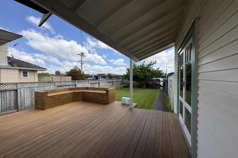 Photo of property in 16 Braid Road, St Andrews, Hamilton, 3200