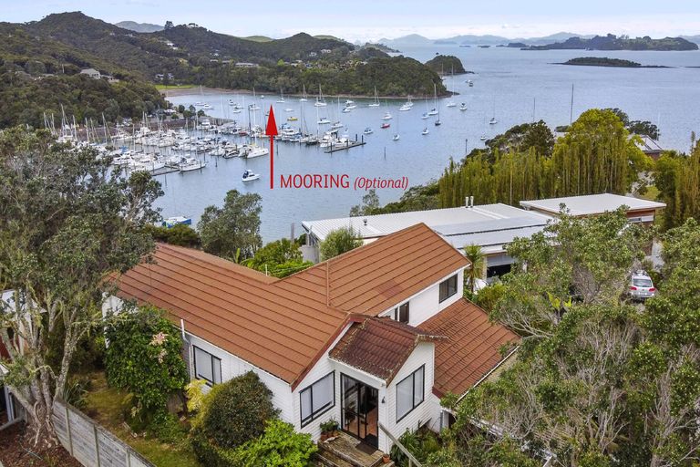 Photo of property in 99 Doves Bay Road, Kerikeri, 0294