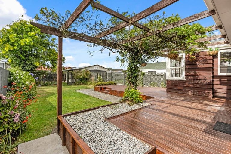 Photo of property in 96 Sparks Road, Hoon Hay, Christchurch, 8025