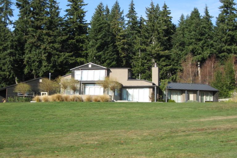 Photo of property in 3 Foxglove Heights, Wanaka, 9305