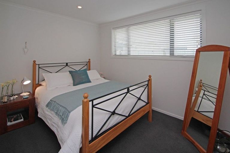 Photo of property in 6b Lee Road, Taradale, Napier, 4112