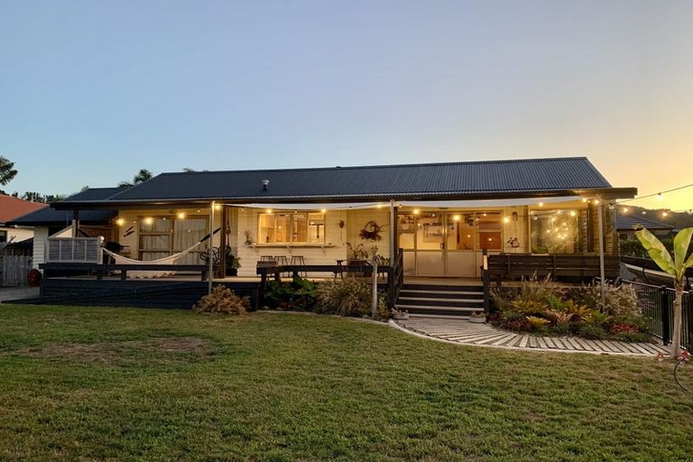 Photo of property in 28 Charles Green Drive, Cooks Beach, Whitianga, 3591