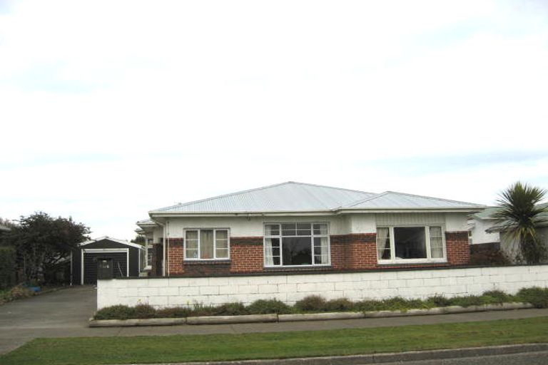 Photo of property in 21 Collingwood Street, Strathern, Invercargill, 9812
