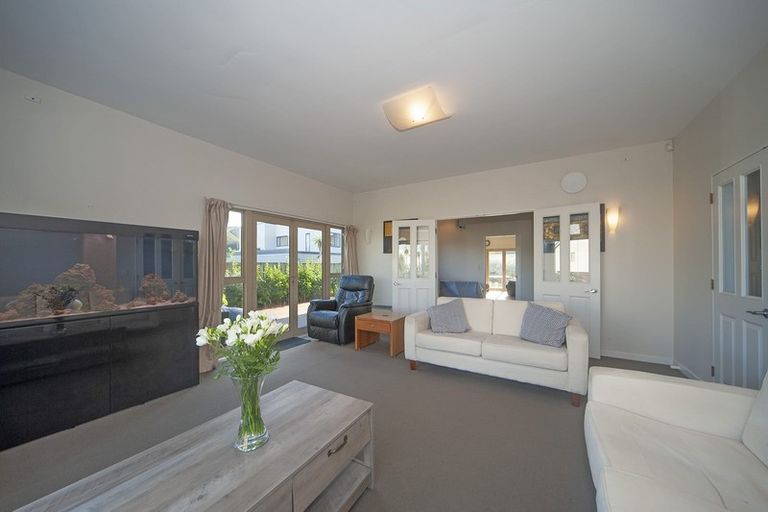 Photo of property in 24 Jordan Street, Island Bay, Wellington, 6023
