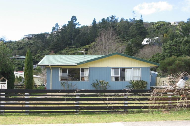 Photo of property in 16 Diamond Drive, Tairua, 3508