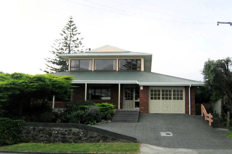 Photo of property in 44 Manly Street, Paraparaumu Beach, Paraparaumu, 5032