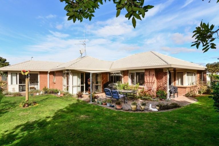 Photo of property in 8 Rogers Place, Fairview Downs, Hamilton, 3214