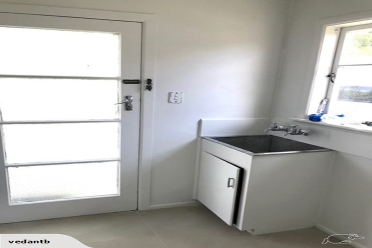 Photo of property in 44 Wedgwood Avenue, Mangere East, Auckland, 2024