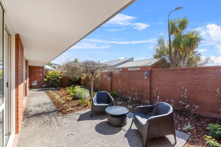 Photo of property in 18b Herbs Place, Cashmere, Christchurch, 8022