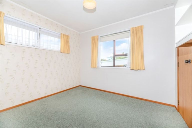 Photo of property in 23 Glen Road, Ranui, Auckland, 0612