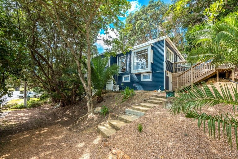 Photo of property in 72 Wharf Road, Ostend, Waiheke Island, 1081