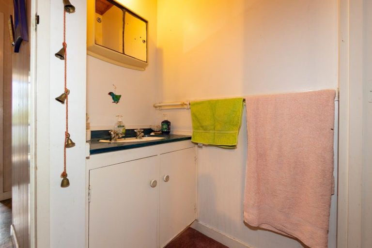 Photo of property in 18 Auckland Road, Greenmeadows, Napier, 4112