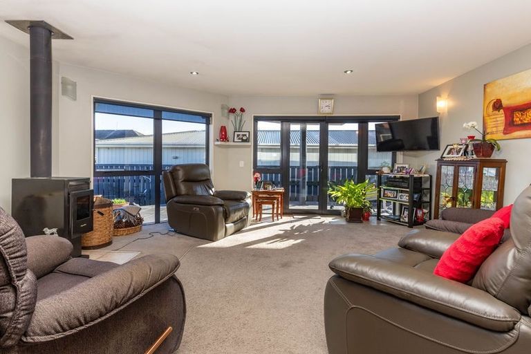 Photo of property in 100a Tasman Street, Karoro, Greymouth, 7805